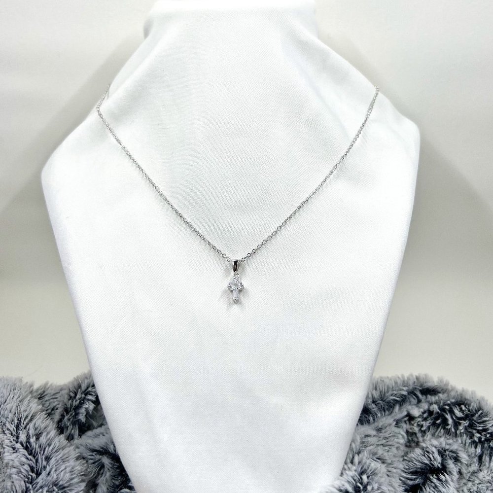 Silver Toned 17” Chain Necklace with CZ Pendant